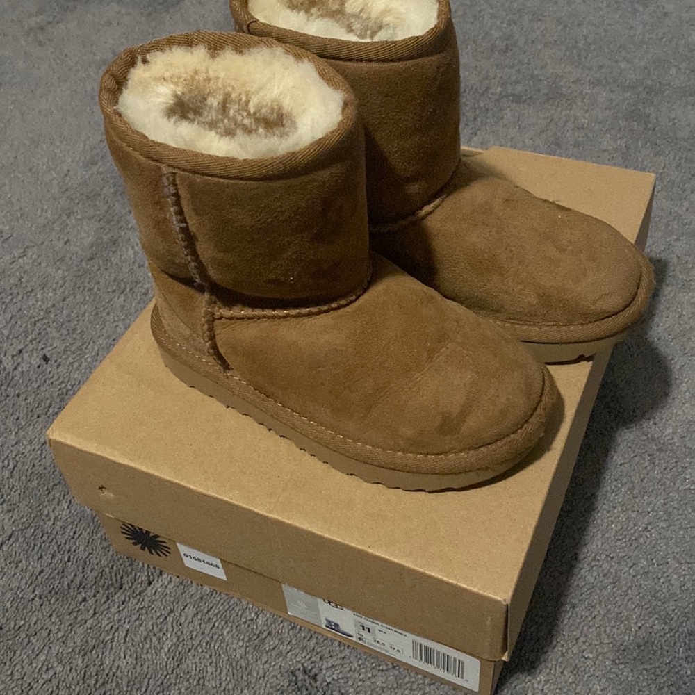 Ugg